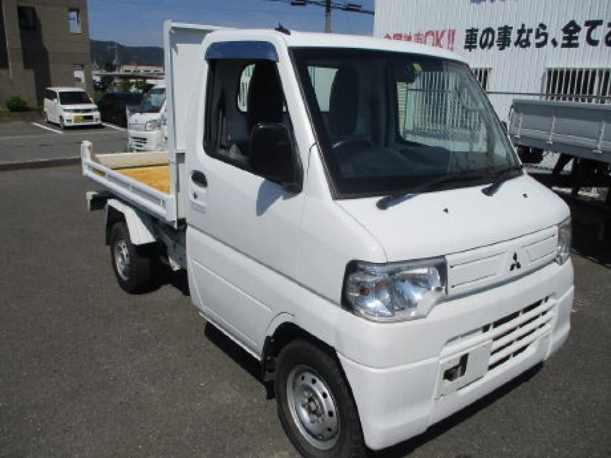 MITSUBISHI MINICAB