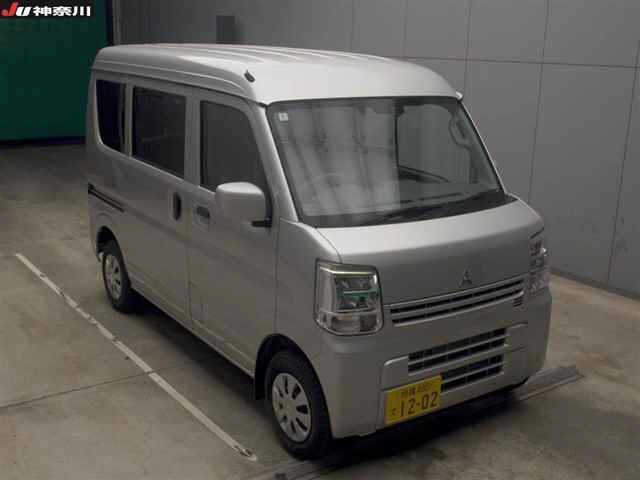 MITSUBISHI MINICAB
