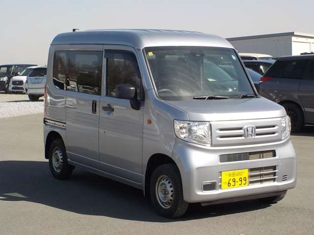 HONDA N-VAN